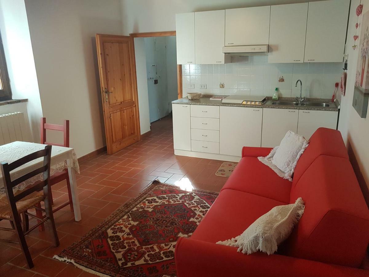 La Bellana Apartment Guardistallo Ngoại thất bức ảnh