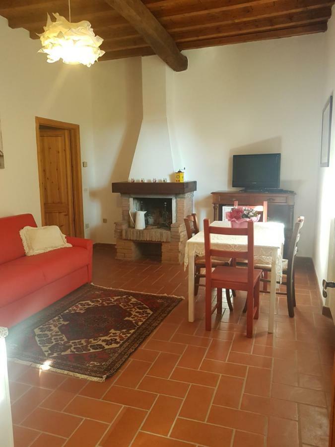 La Bellana Apartment Guardistallo Ngoại thất bức ảnh