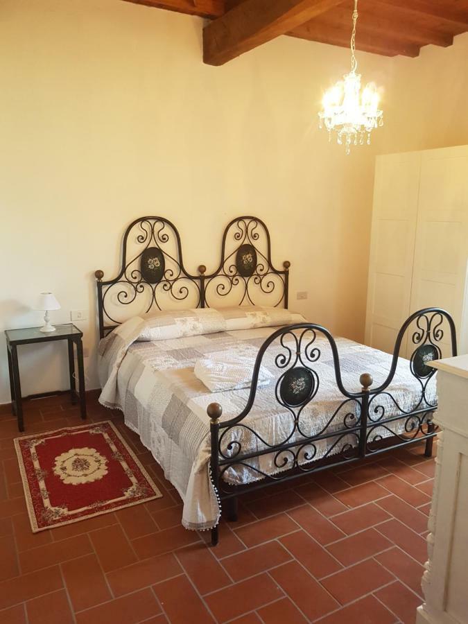 La Bellana Apartment Guardistallo Ngoại thất bức ảnh