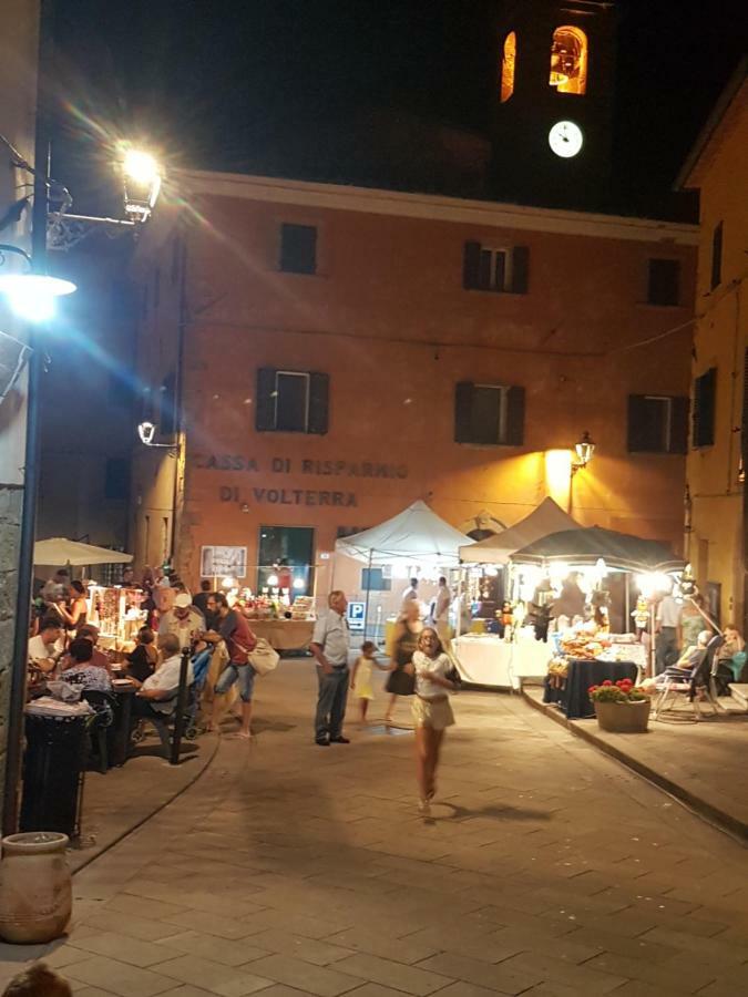 La Bellana Apartment Guardistallo Ngoại thất bức ảnh
